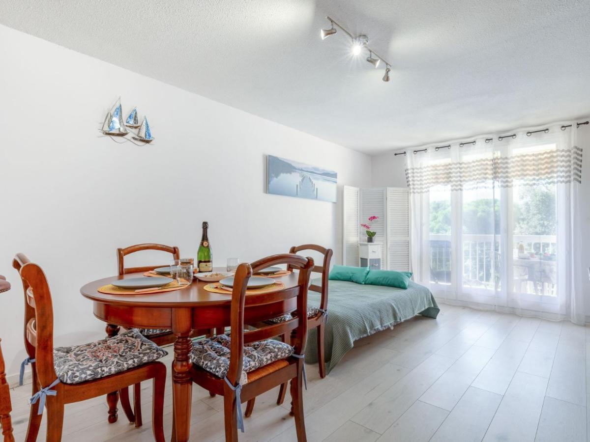 Apartment La Chenaie-4 By Interhome